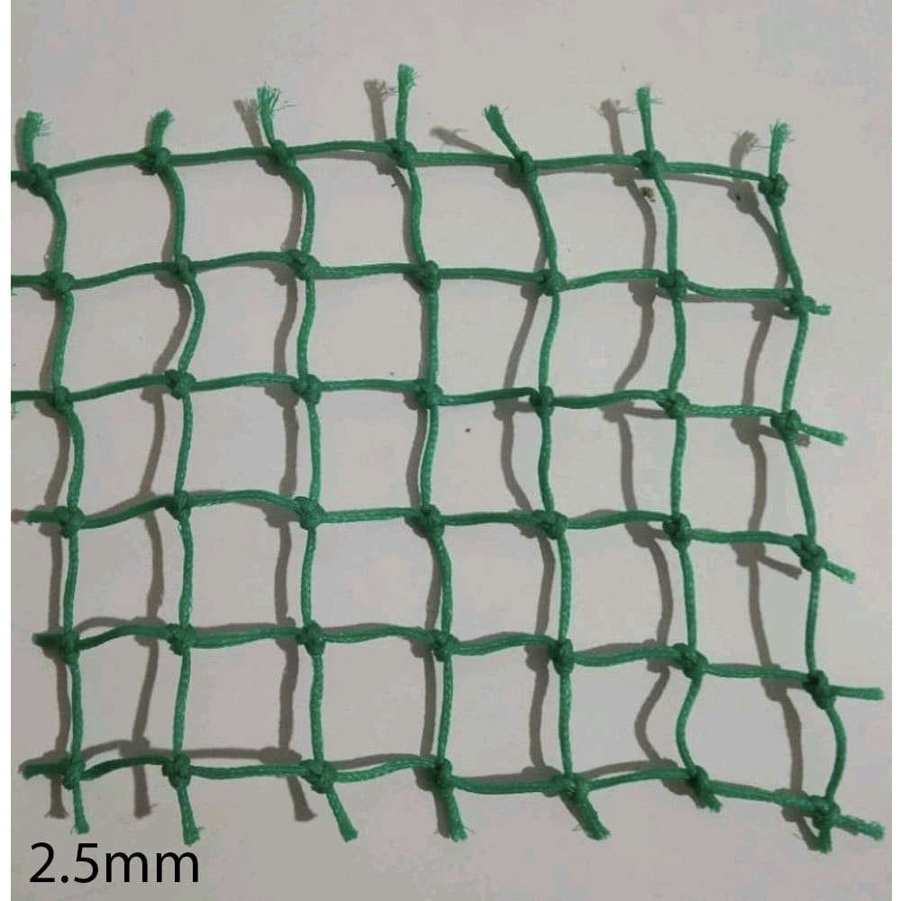 2.5mm green HDPE safety net close-up showing knotted mesh used for balcony nets by YPL Safety Nets Chennai